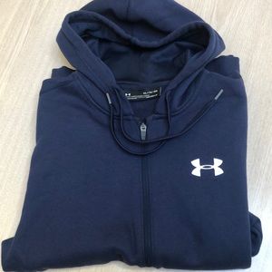 Under Armor sweatshirt
